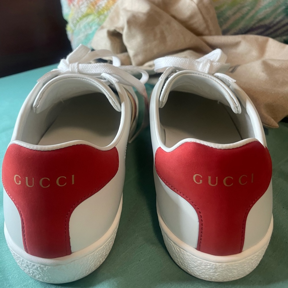 Women’s Gucci shoes